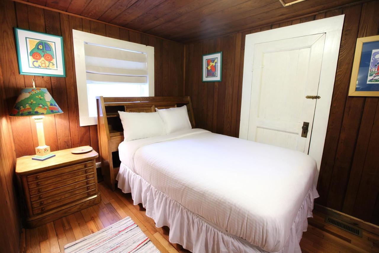 The Pines Cottages Woodfin Buitenkant foto