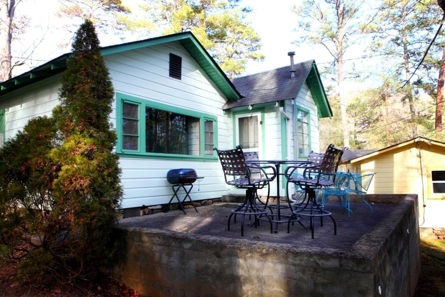The Pines Cottages Woodfin Buitenkant foto