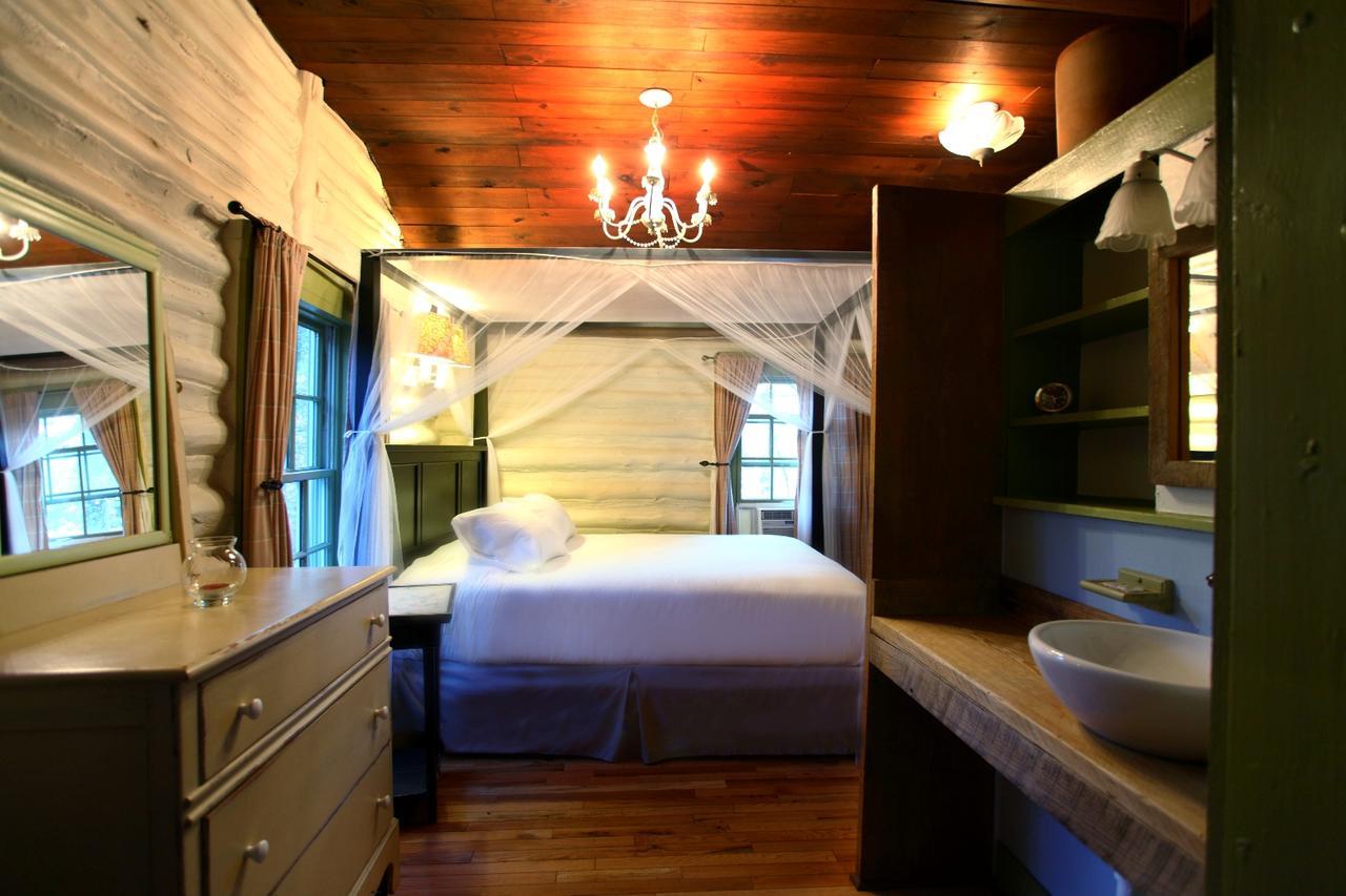 The Pines Cottages Woodfin Buitenkant foto